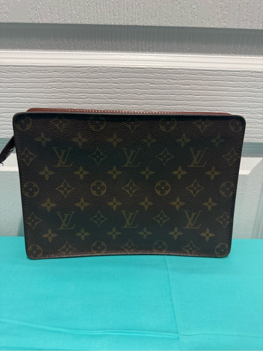 Louis Vuitton Monogram Pochette Homme - Picture 2 of 14